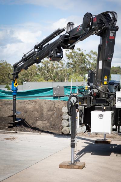 truck crane auger