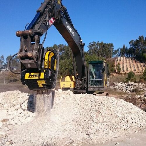 MB BF60 Crusher Bucket on a Volvo ECR145 Excavator