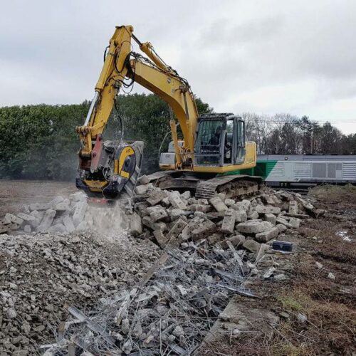 MB Crusher Bucket on Excavator